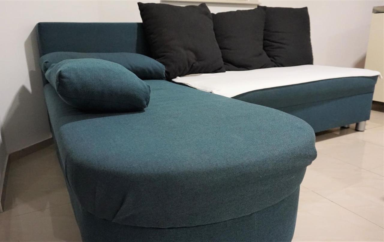 מאלינסקה Apartmani Zaric מראה חיצוני תמונה